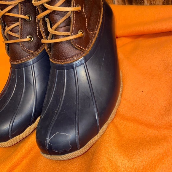 Women’s 11. Sperry Boots very nice and comfy - Picture 6 of 8